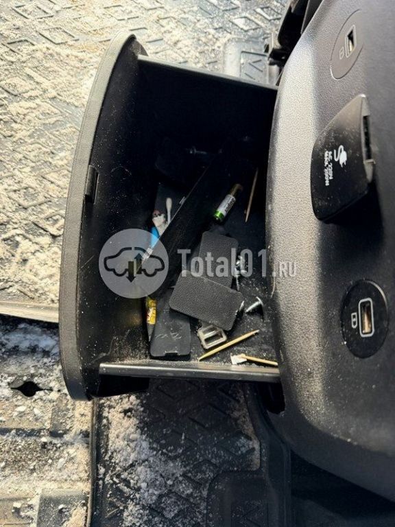 Фото Hyundai STARIA 4