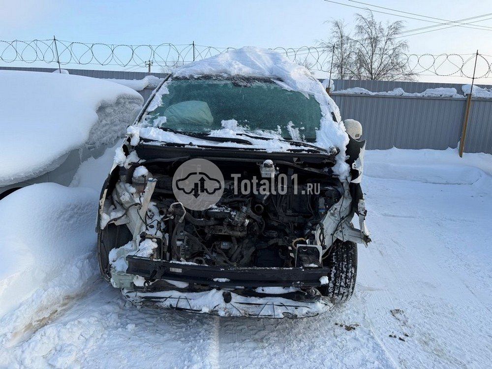 Фото Hyundai STARIA 58