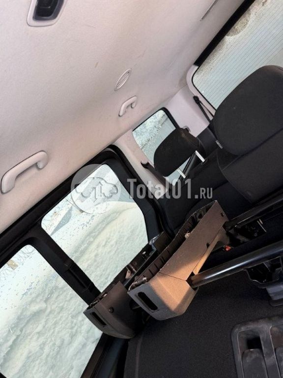 Фото Hyundai STARIA 122