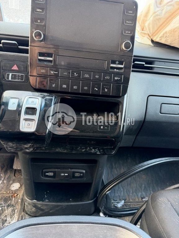 Фото Hyundai STARIA 132