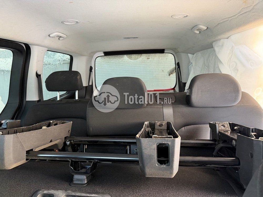 Фото Hyundai STARIA 150