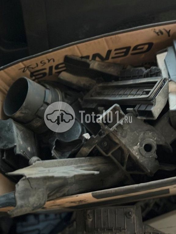 Фото Hyundai STARIA 180