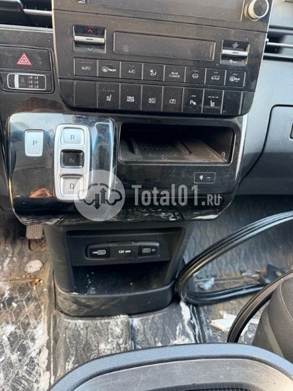 Фото Hyundai STARIA 196