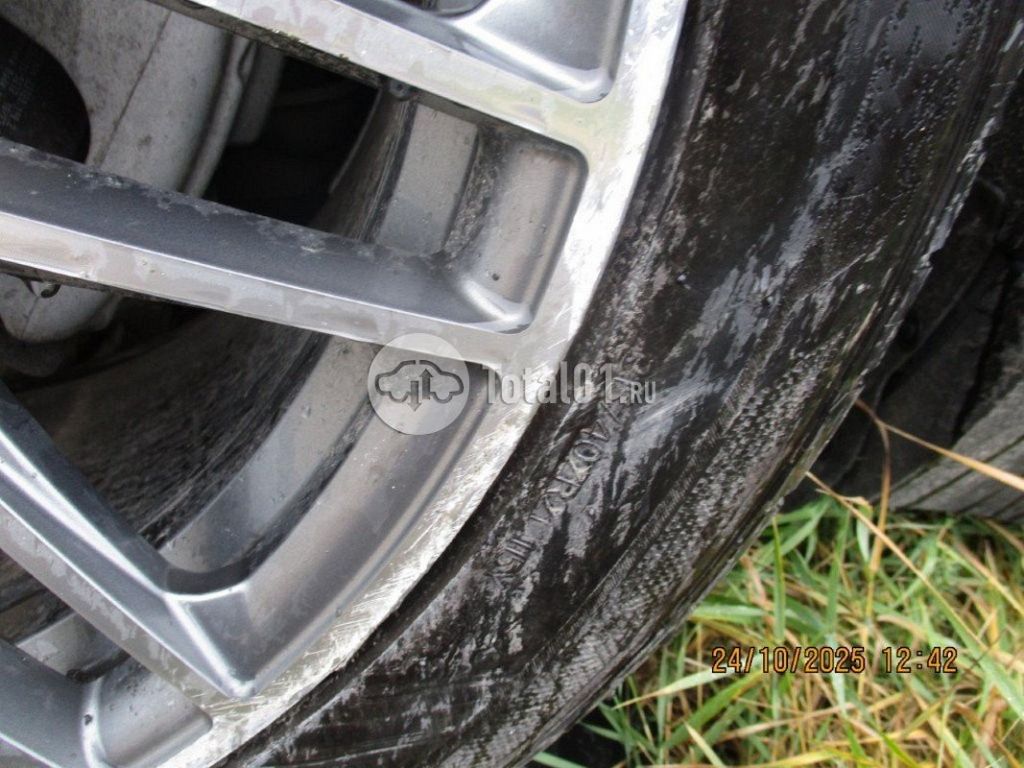 Фото Mercedes-Benz GLE-класс 120