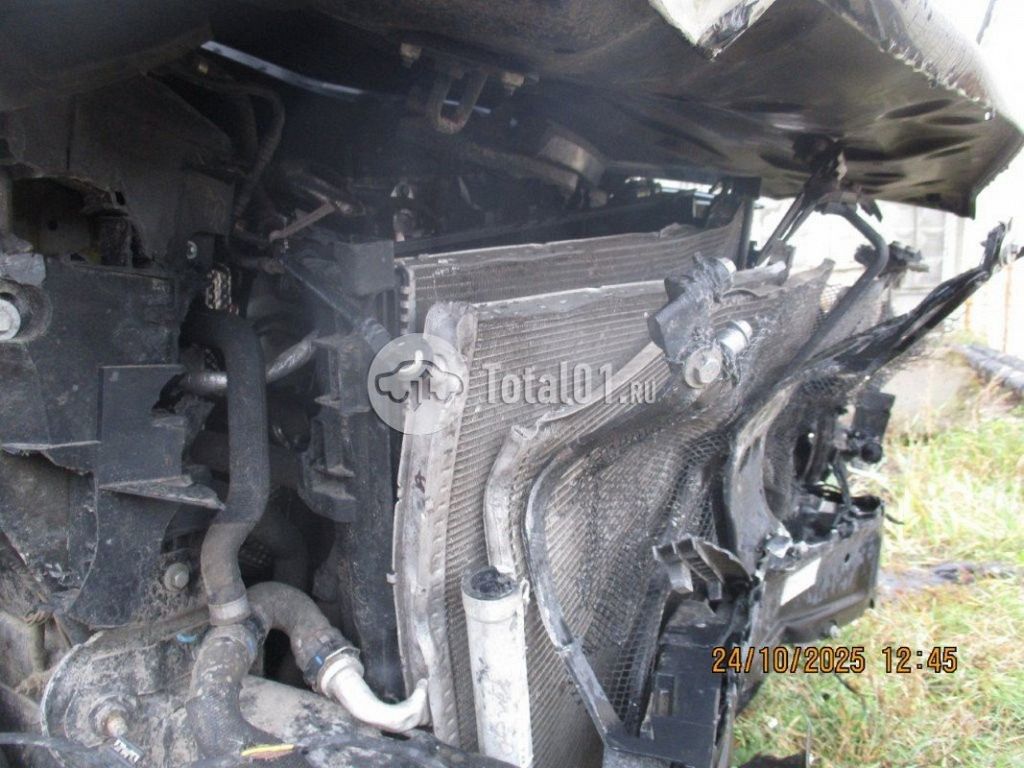 Фото Mercedes-Benz GLE-класс 208