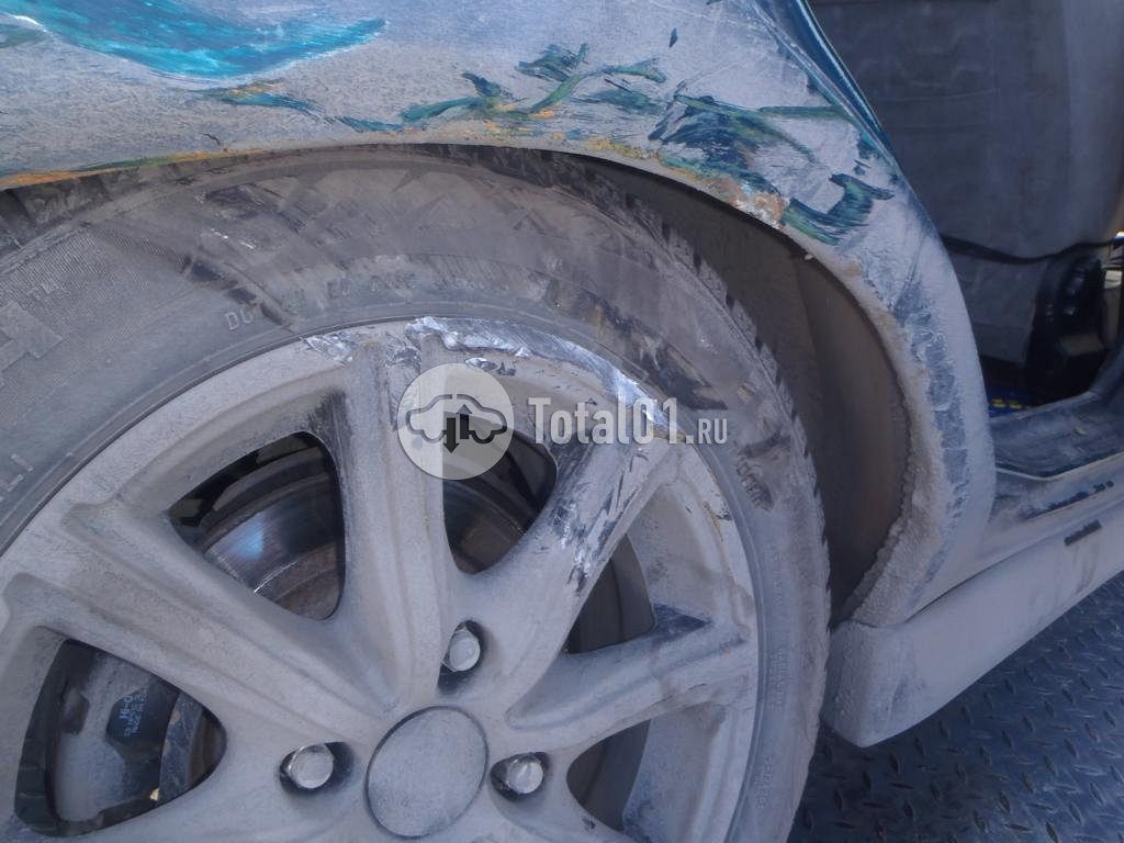 Фото Mitsubishi Carisma 20