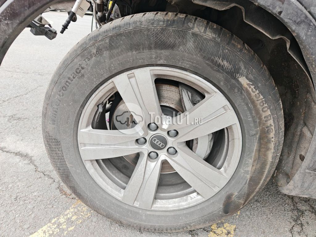 Фото Audi Q7 24