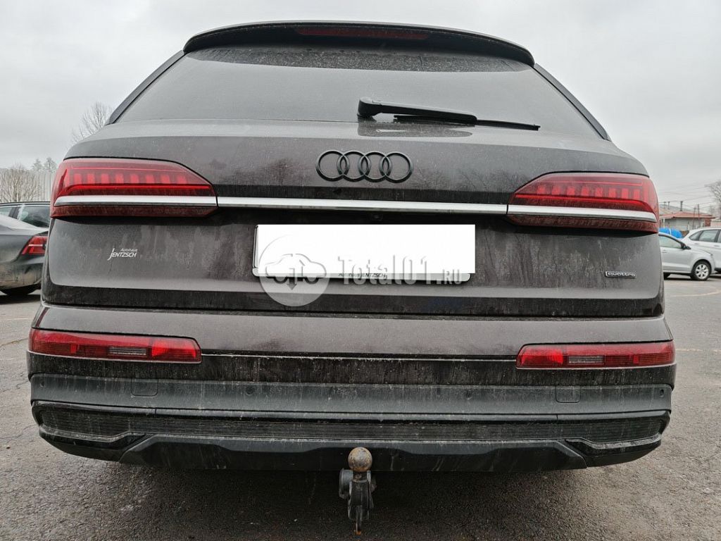 Фото Audi Q7 54
