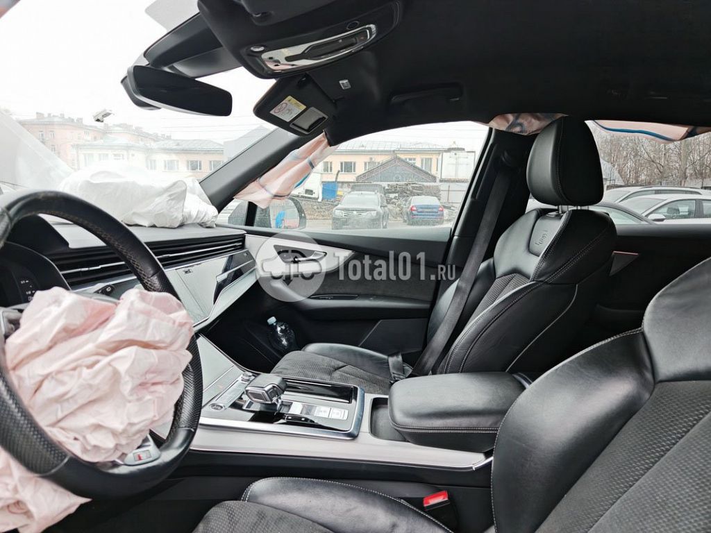 Фото Audi Q7 132