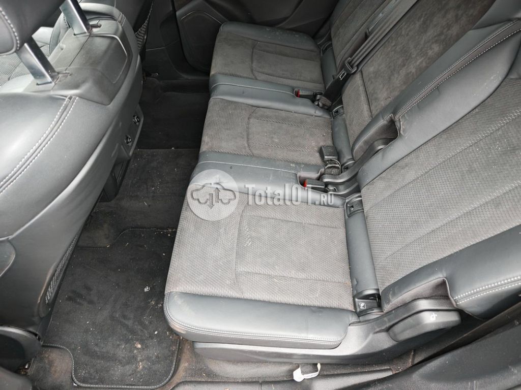 Фото Audi Q7 154