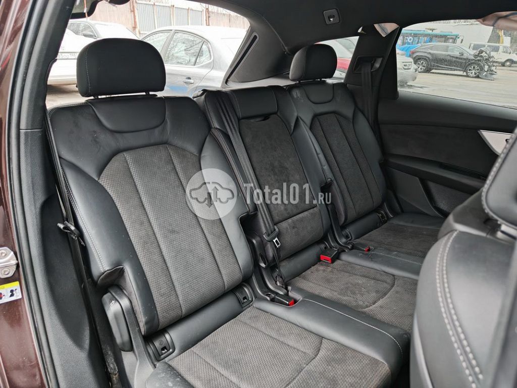 Фото Audi Q7 202