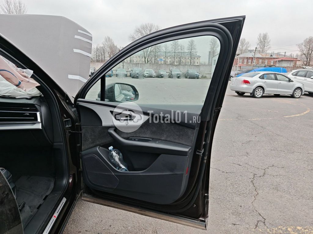 Фото Audi Q7 204