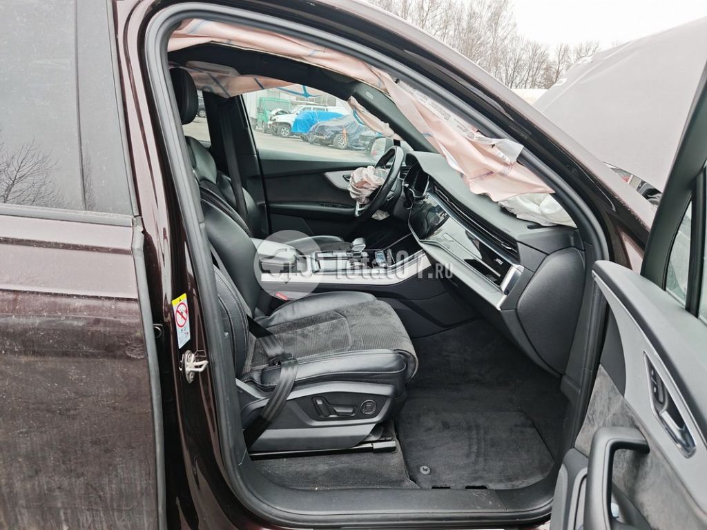 Фото Audi Q7 206