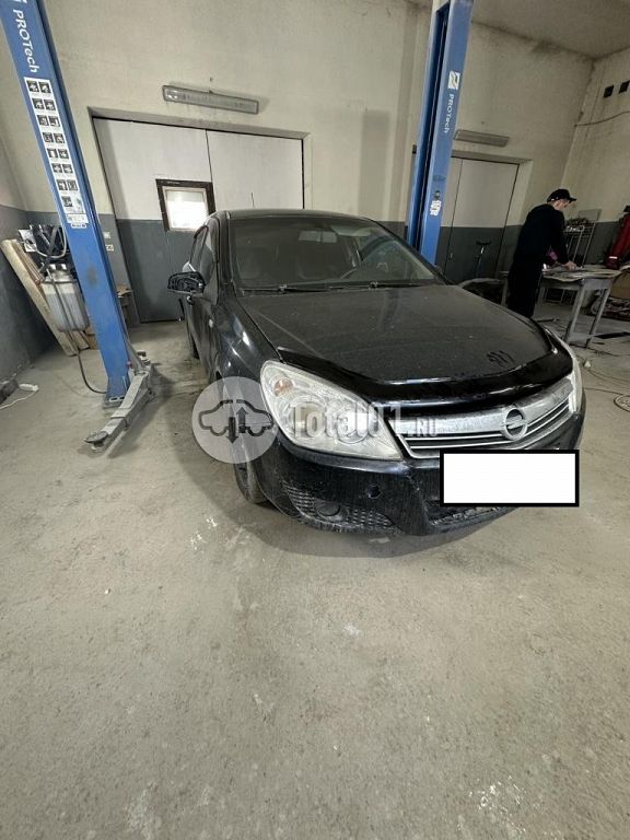 Фото Opel Astra 2