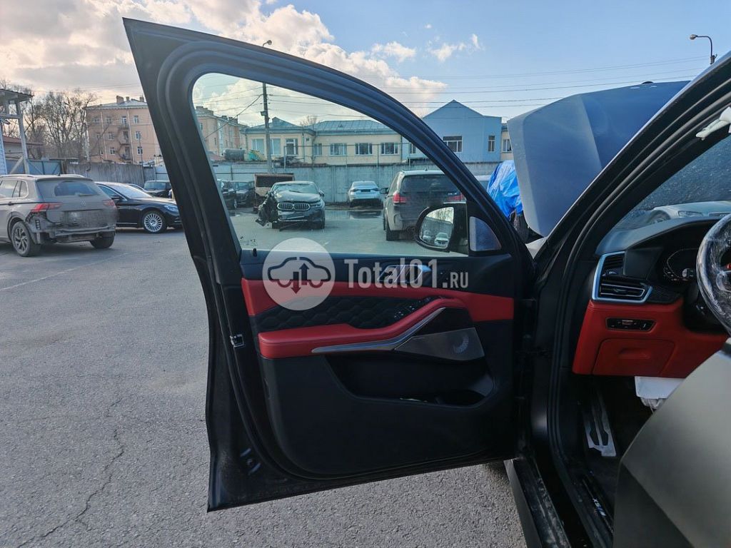 Фото BMW X5 M 106