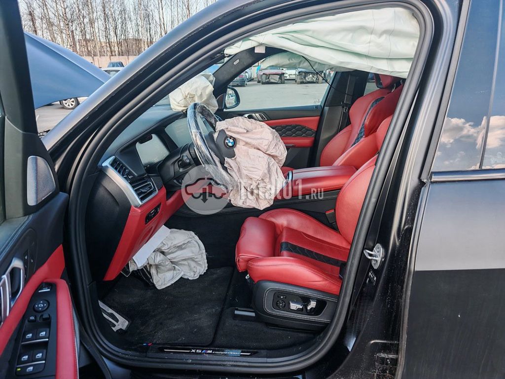 Фото BMW X5 M 108