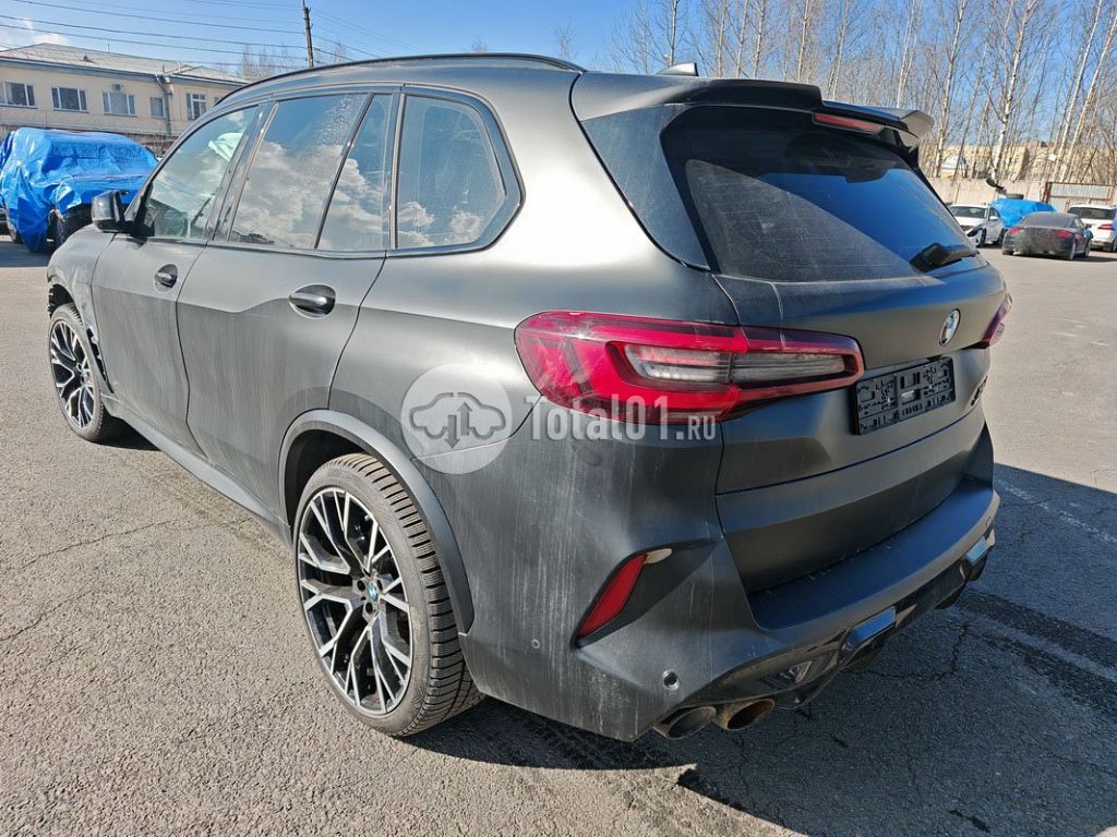 Фото BMW X5 M 122