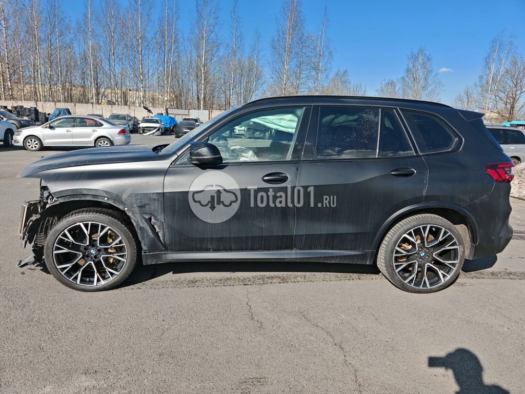 Фото BMW X5 M 144
