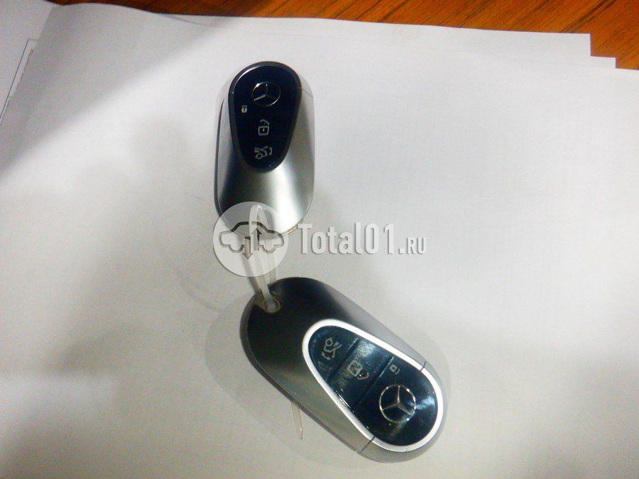 Фото Mercedes-Benz S-класс 382