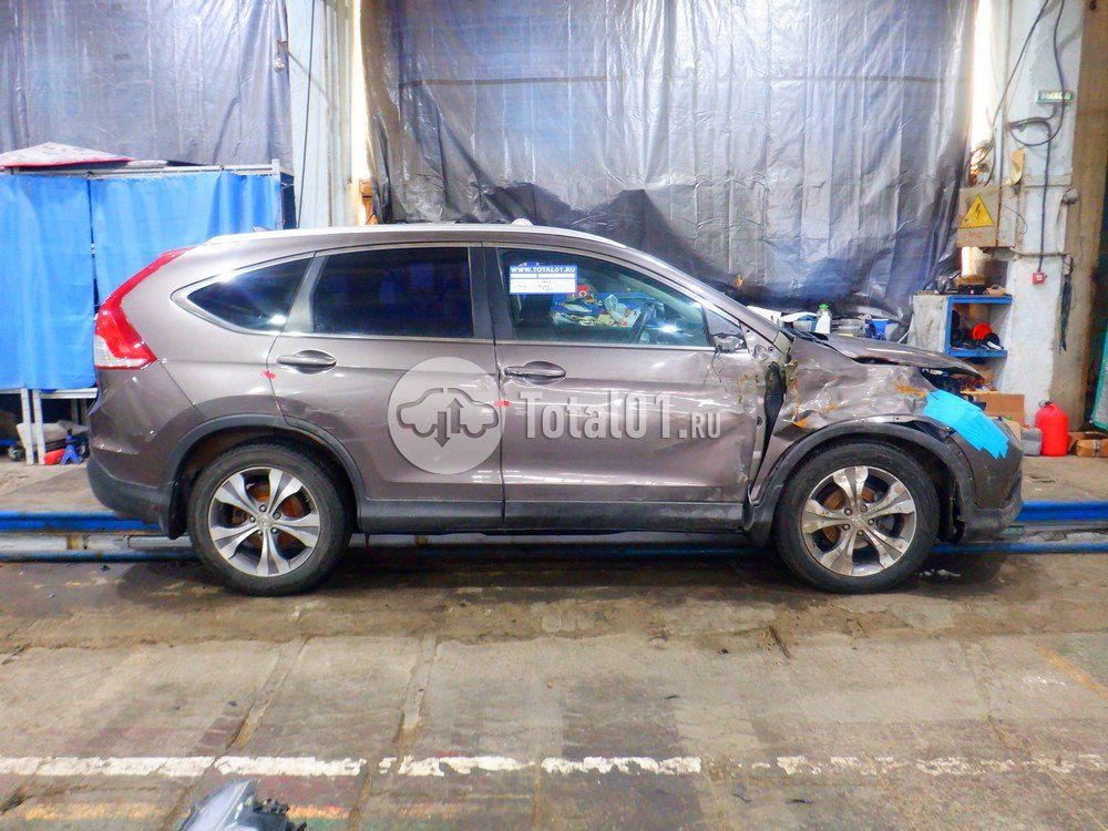 Фото Honda CR-V 8