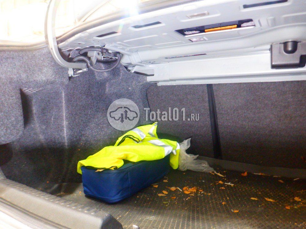 Фото Volkswagen Polo 60