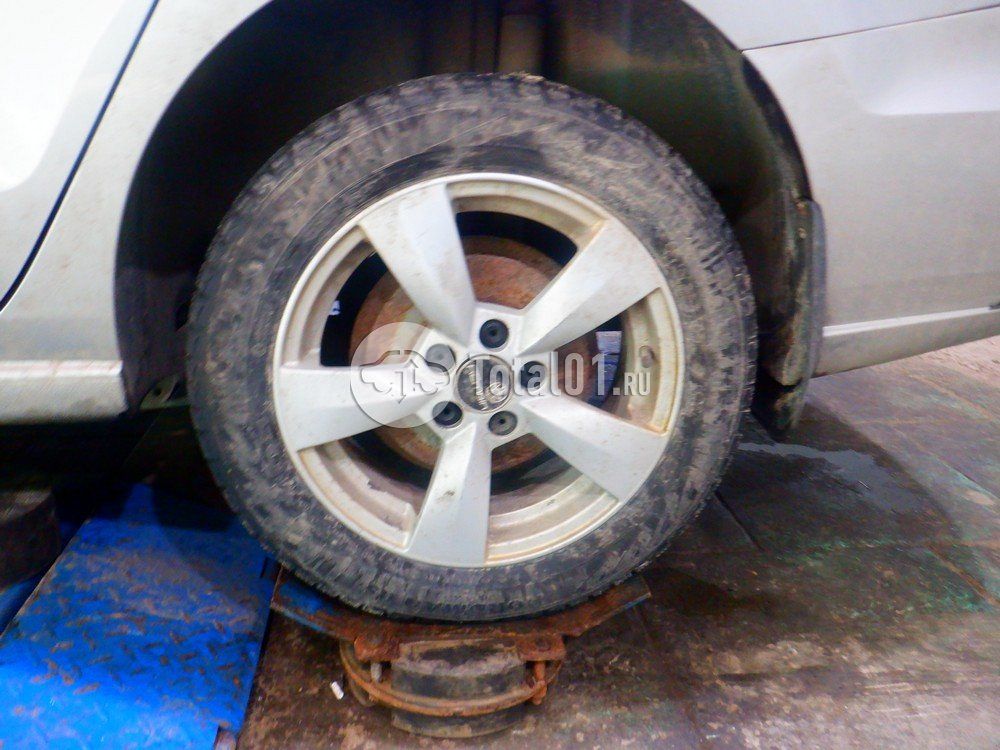 Фото Volkswagen Polo 176
