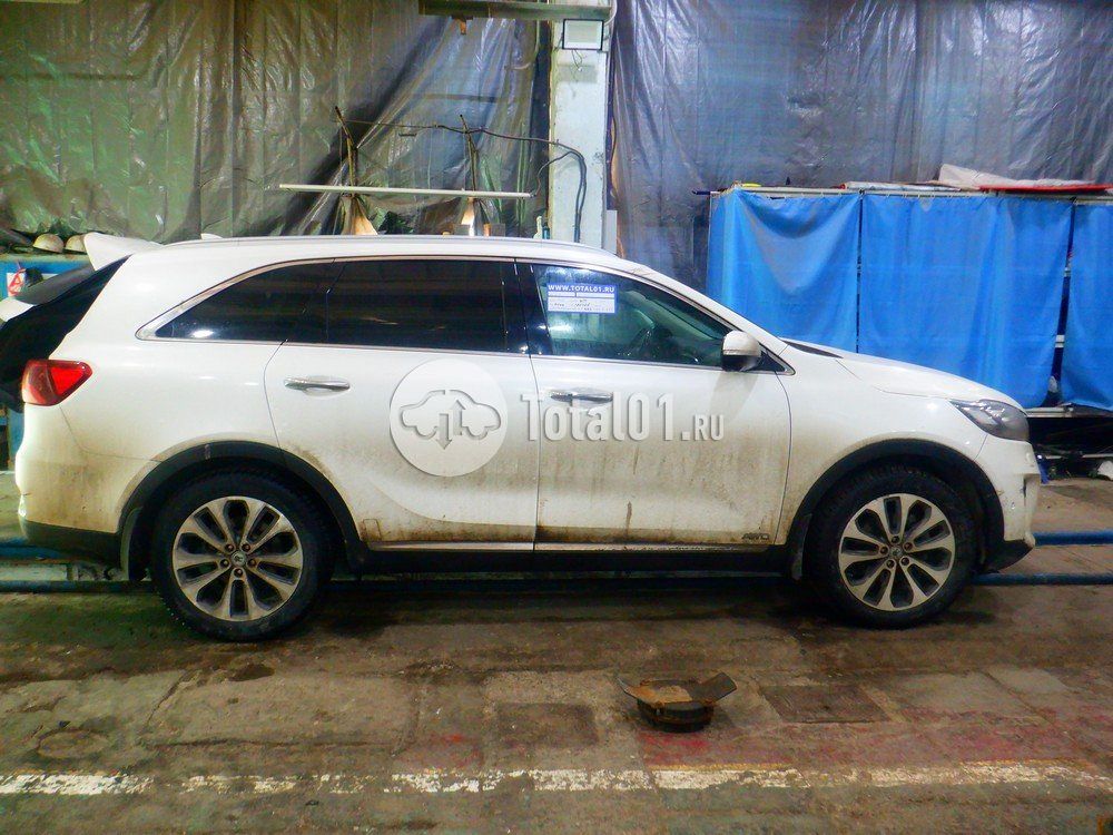Фото KIA Sorento 8