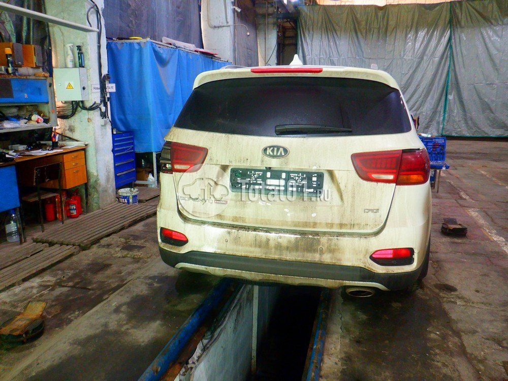 Фото KIA Sorento 10