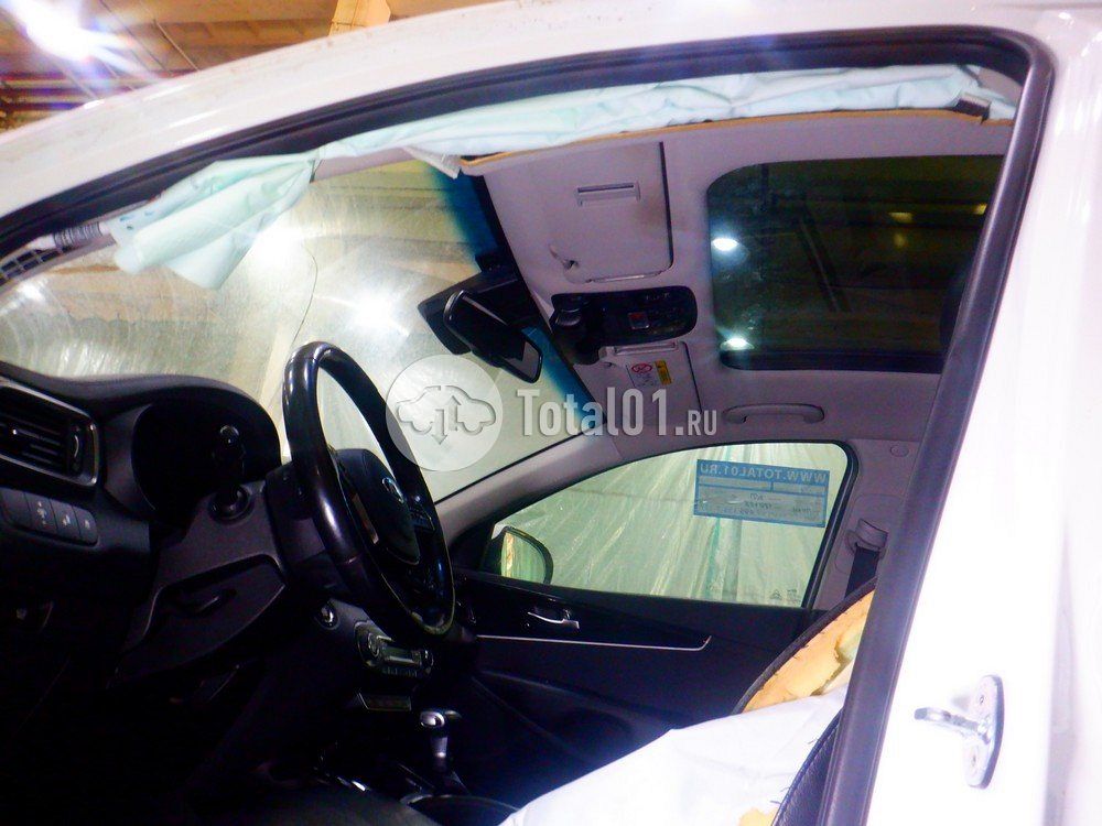 Фото KIA Sorento 28