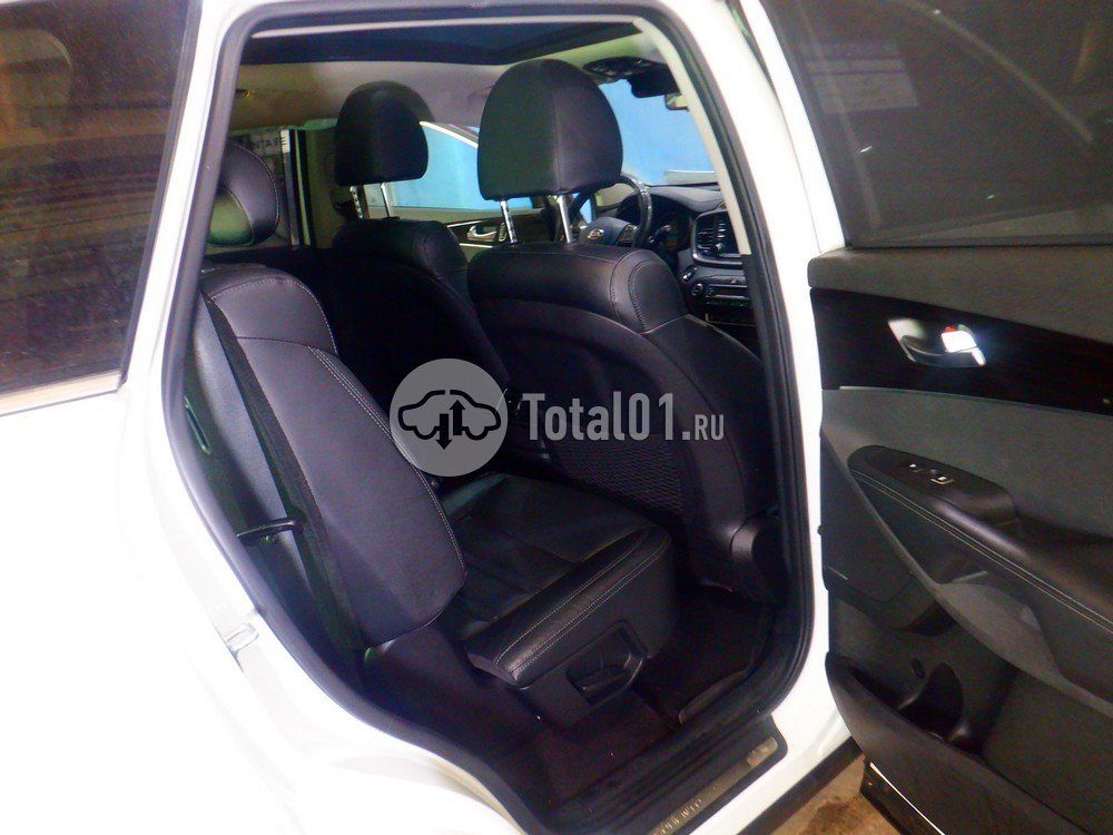 Фото KIA Sorento 78