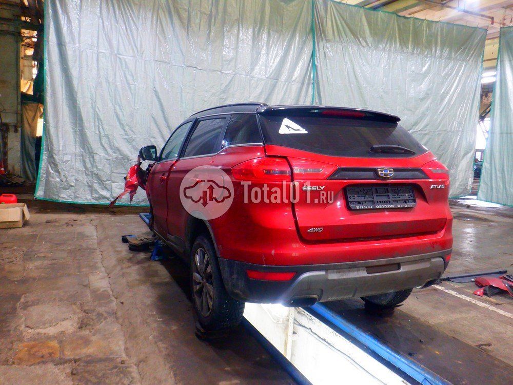 Фото Geely Atlas 14