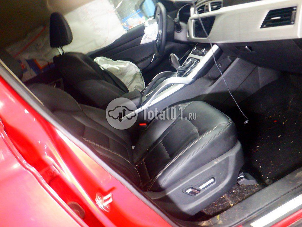 Фото Geely Atlas 24