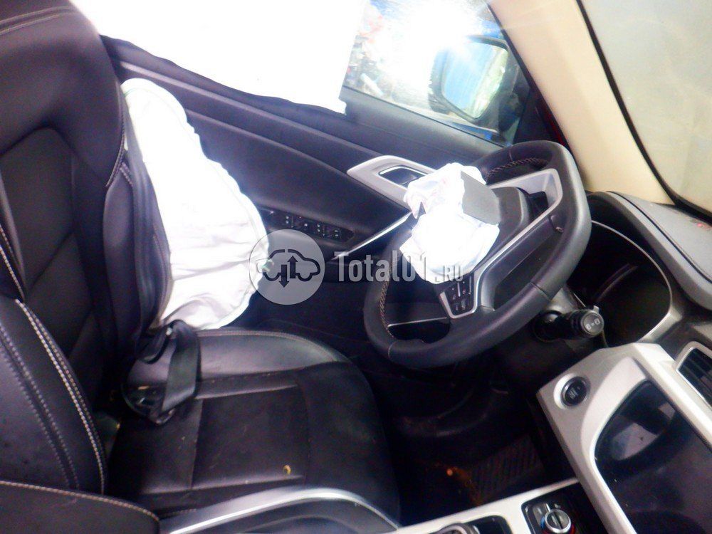 Фото Geely Atlas 34