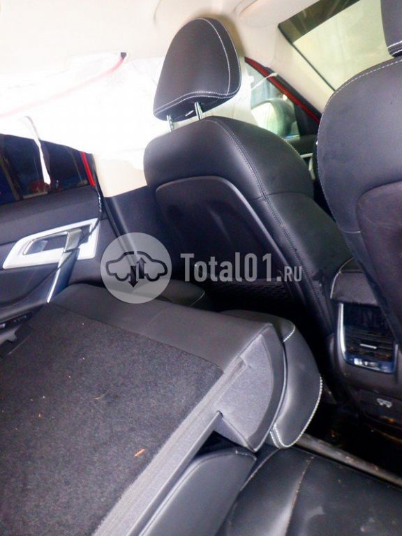 Фото Geely Atlas 54