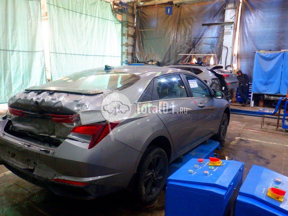 Фото Hyundai Elantra 10