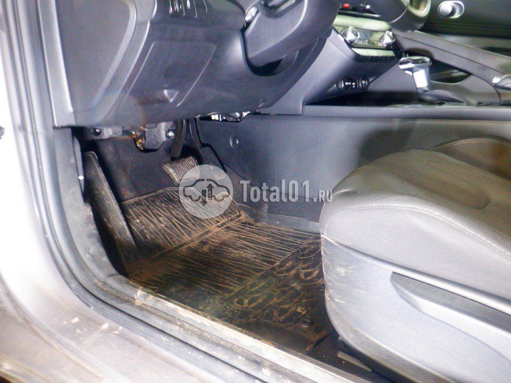 Фото Hyundai Elantra 32