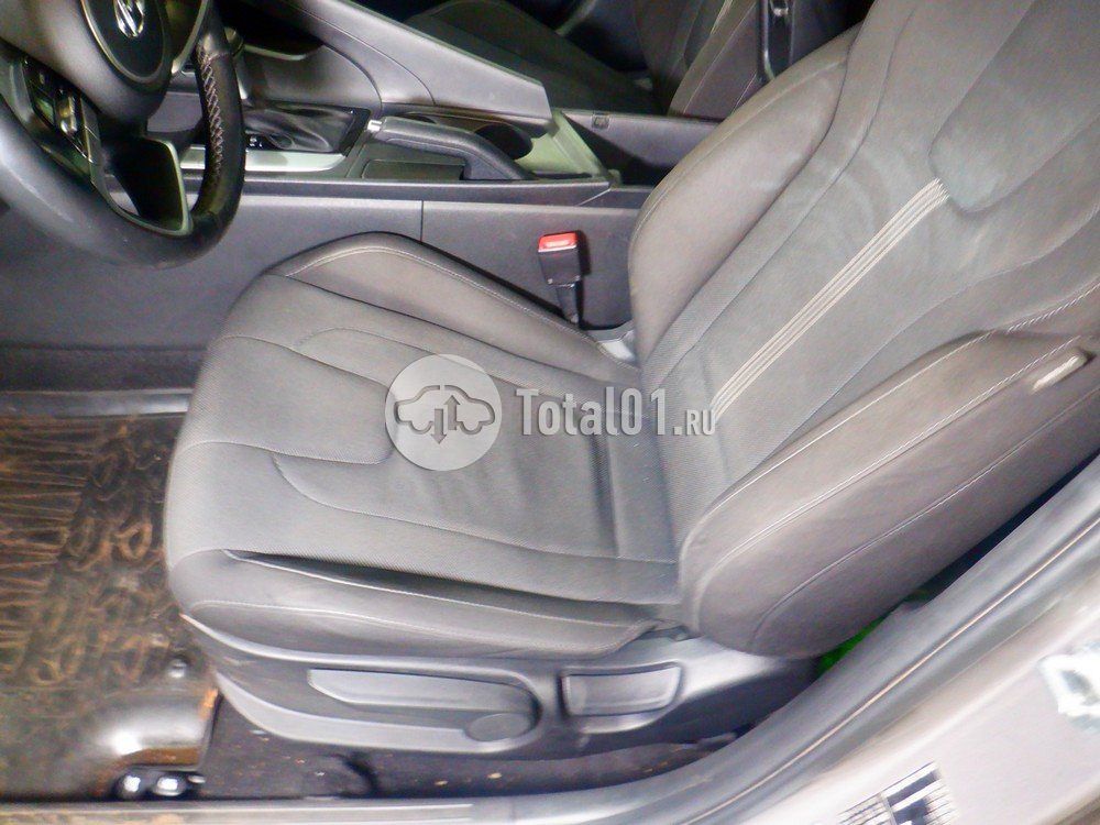 Фото Hyundai Elantra 40