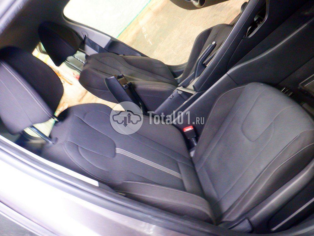 Фото Hyundai Elantra 104