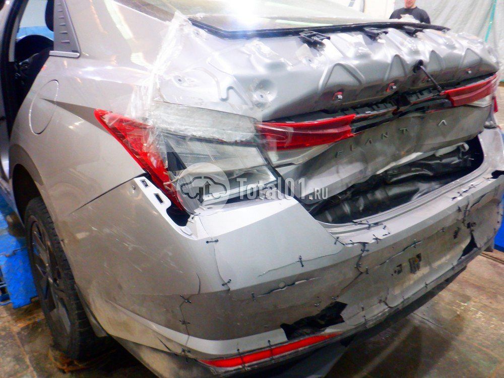 Фото Hyundai Elantra 198