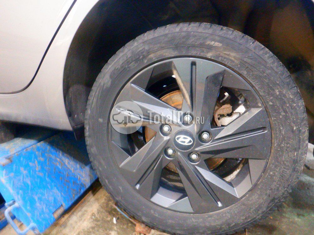 Фото Hyundai Elantra 202