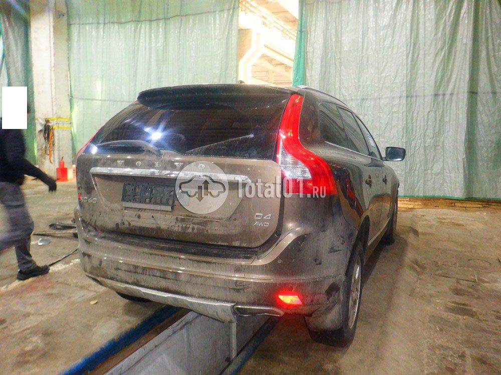Фото Volvo XC60 14