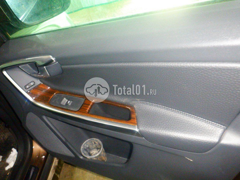 Фото Volvo XC60 106