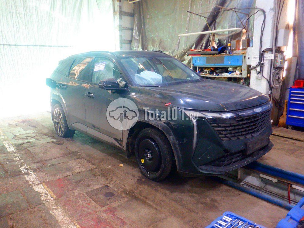 Фото Geely Atlas 6