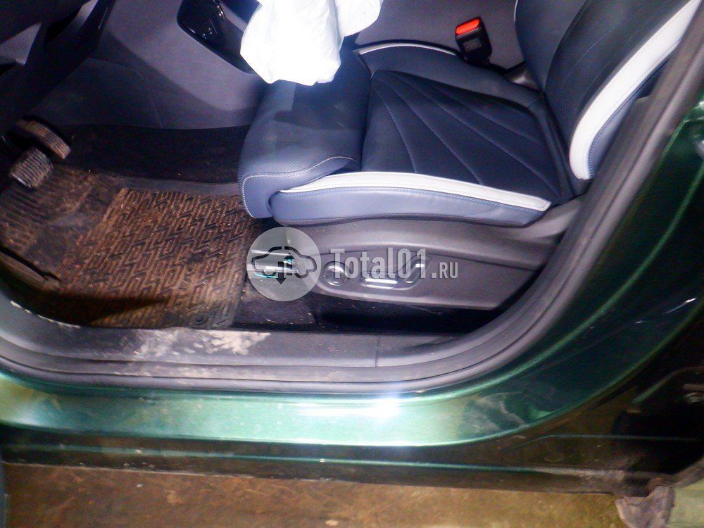 Фото Geely Atlas 34