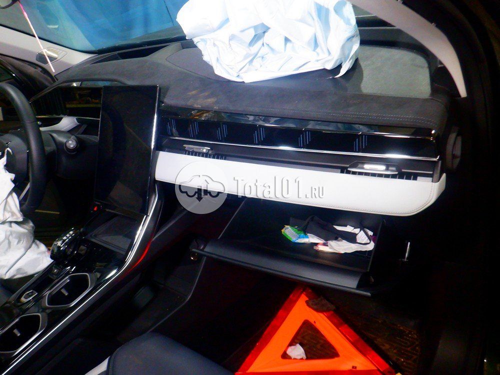 Фото Geely Atlas 82