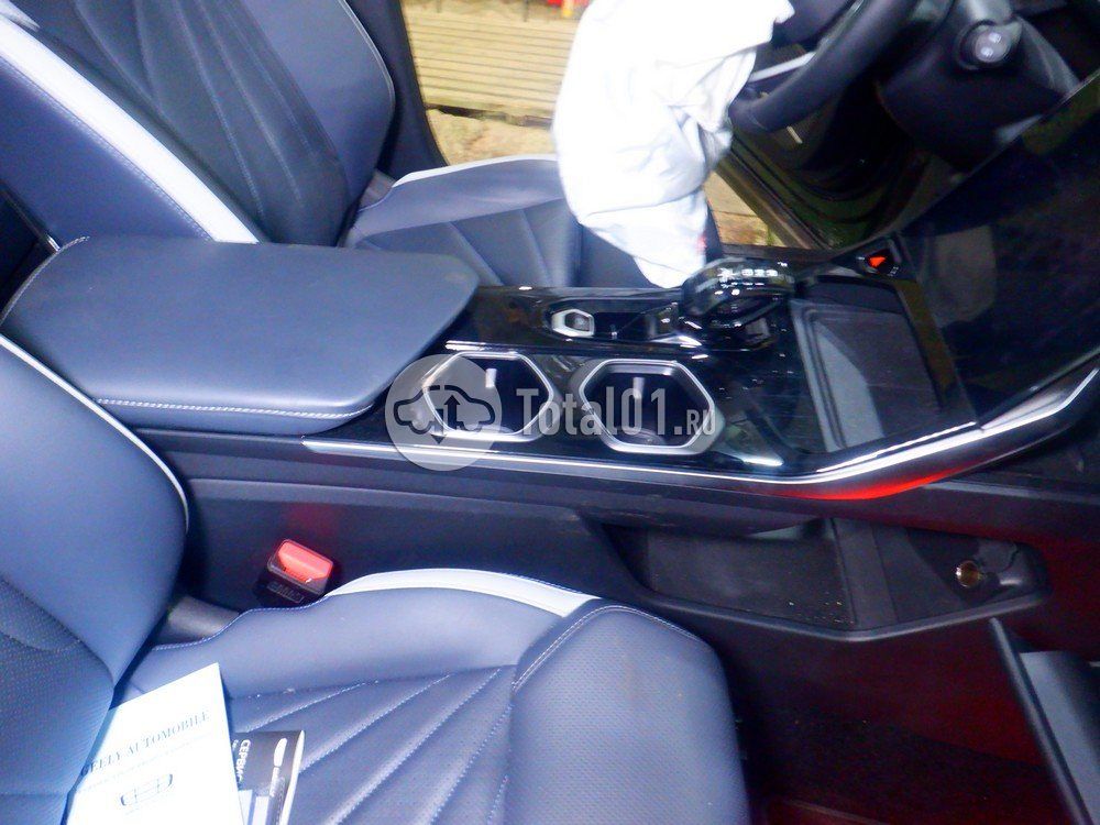 Фото Geely Atlas 88