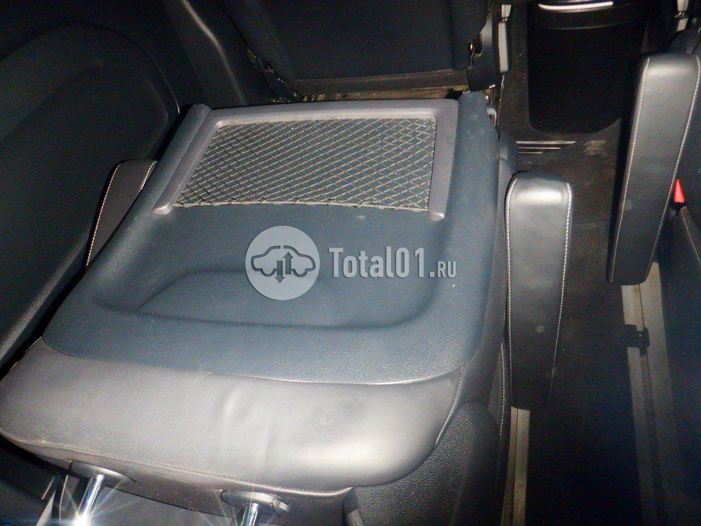 Фото Mercedes-Benz Vito 52