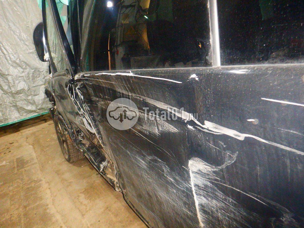 Фото Mercedes-Benz Vito 102
