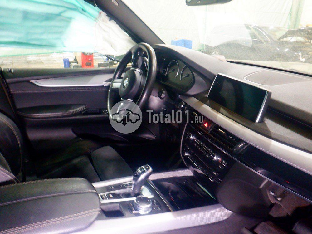 Фото BMW X5 40