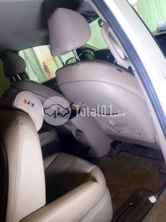 Фото KIA Carnival 60